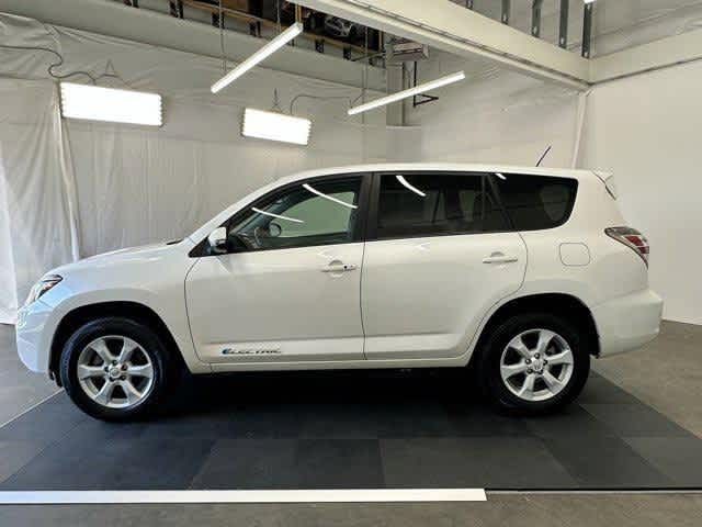 2014 Toyota RAV4 EV Base