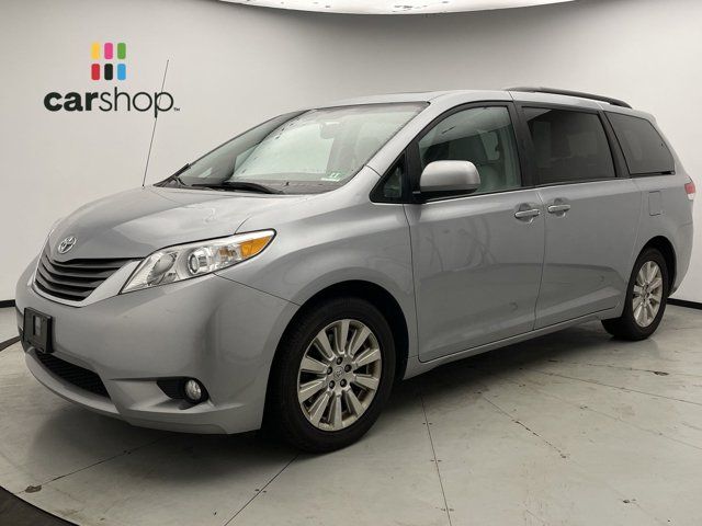 2014 Toyota Sienna XLE