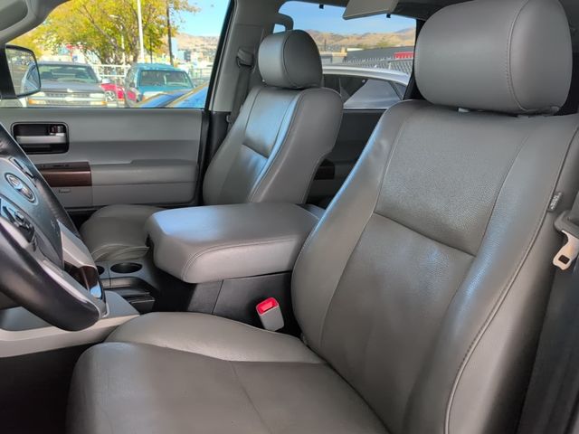 2014 Toyota Sequoia Platinum