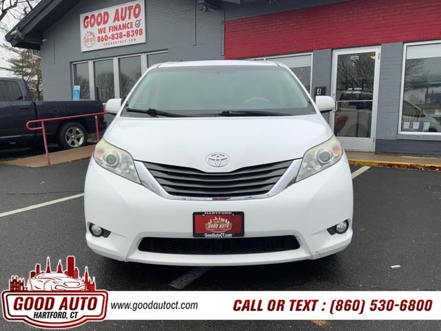 2014 Toyota Sienna XLE