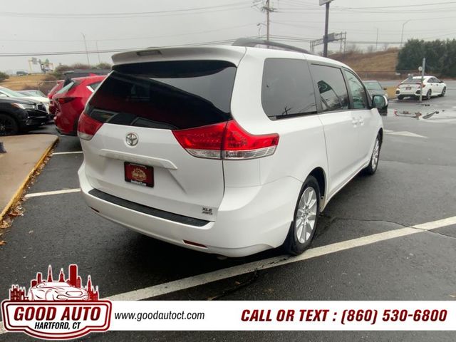 2014 Toyota Sienna XLE