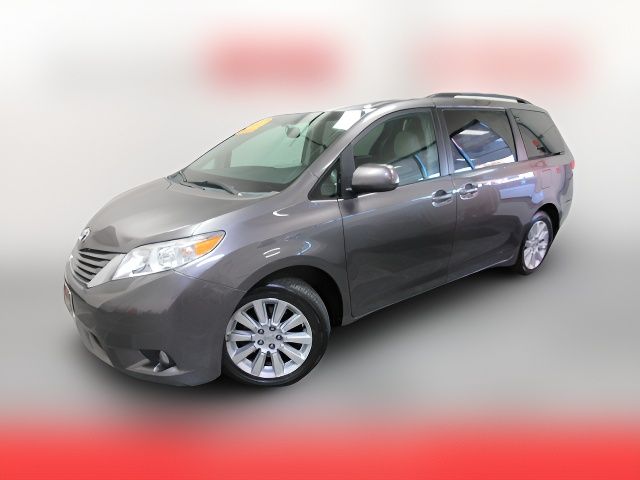 2014 Toyota Sienna XLE