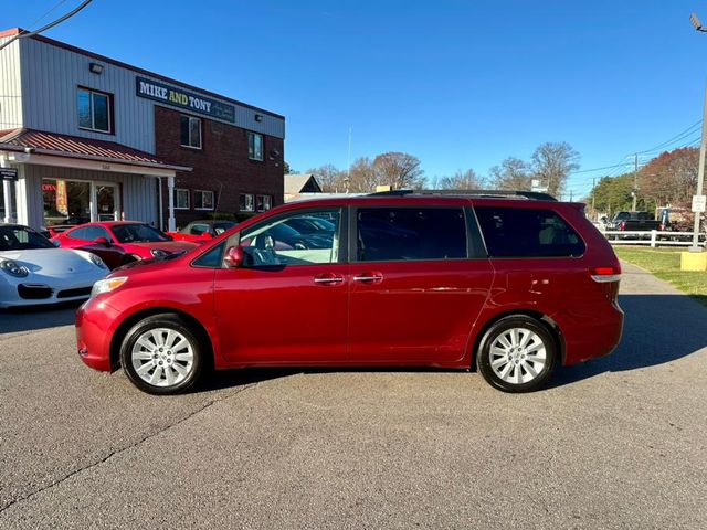 2014 Toyota Sienna XLE