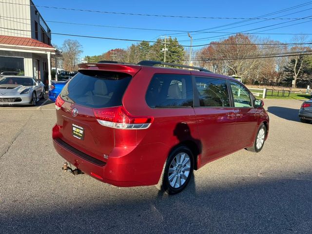 2014 Toyota Sienna XLE