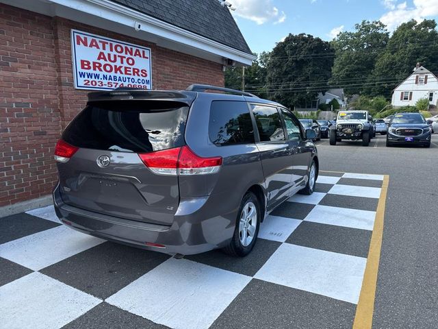 2014 Toyota Sienna 