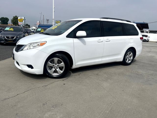 2014 Toyota Sienna 