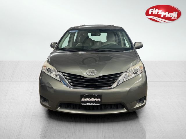 2014 Toyota Sienna 