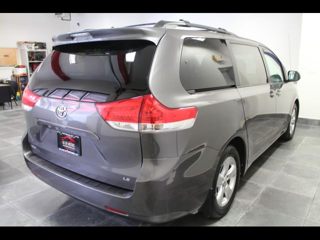 2014 Toyota Sienna 