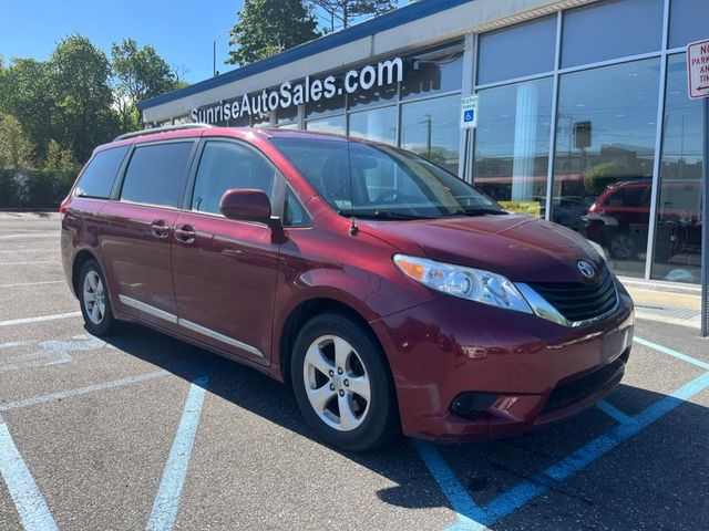 2014 Toyota Sienna 