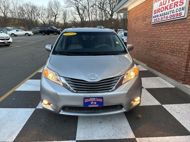 2014 Toyota Sienna 