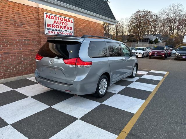 2014 Toyota Sienna 