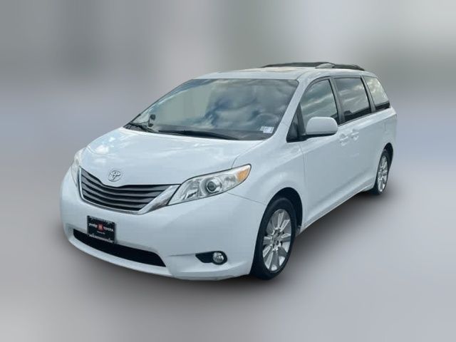 2014 Toyota Sienna XLE