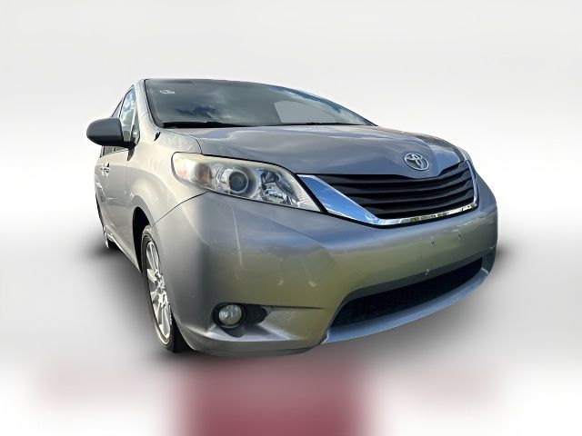 2014 Toyota Sienna 