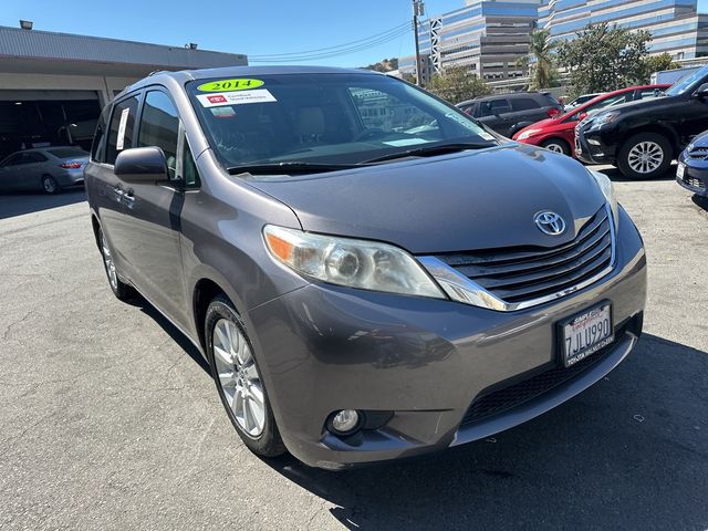 2014 Toyota Sienna XLE