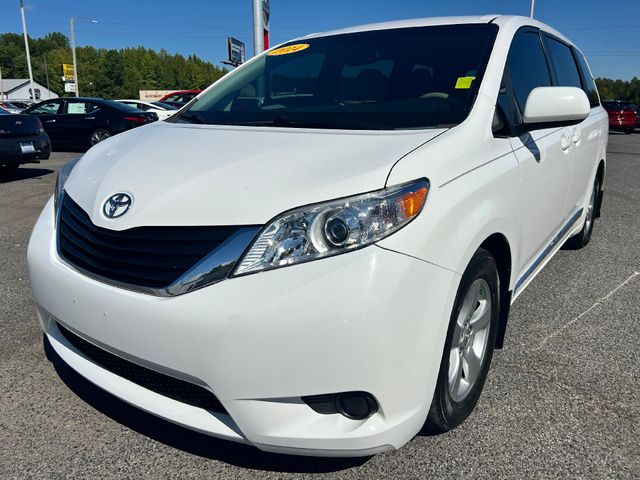 2014 Toyota Sienna 