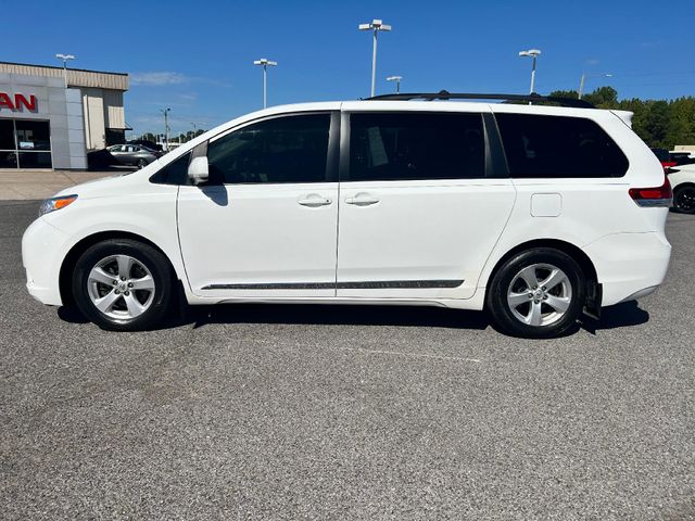 2014 Toyota Sienna 