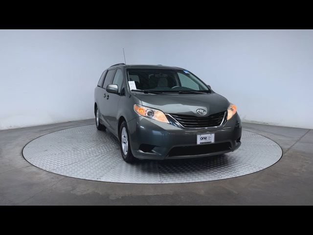 2014 Toyota Sienna 