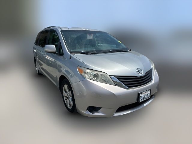 2014 Toyota Sienna 