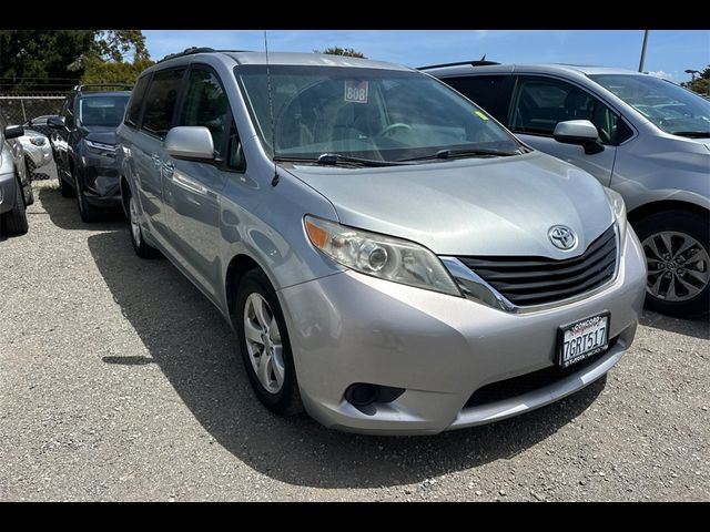 2014 Toyota Sienna 