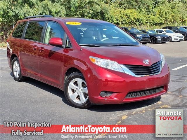 2014 Toyota Sienna 