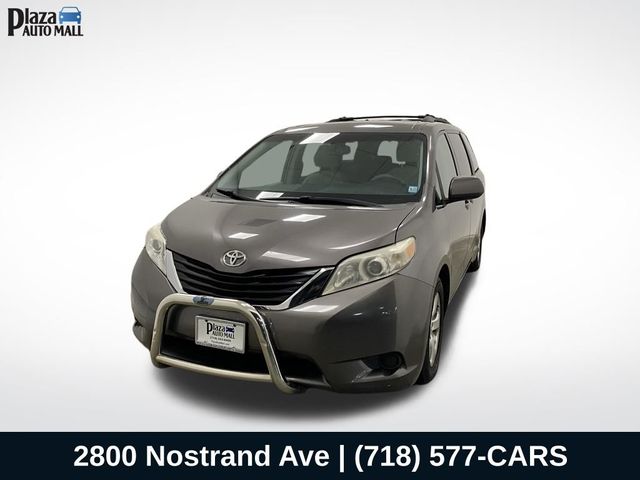 2014 Toyota Sienna 