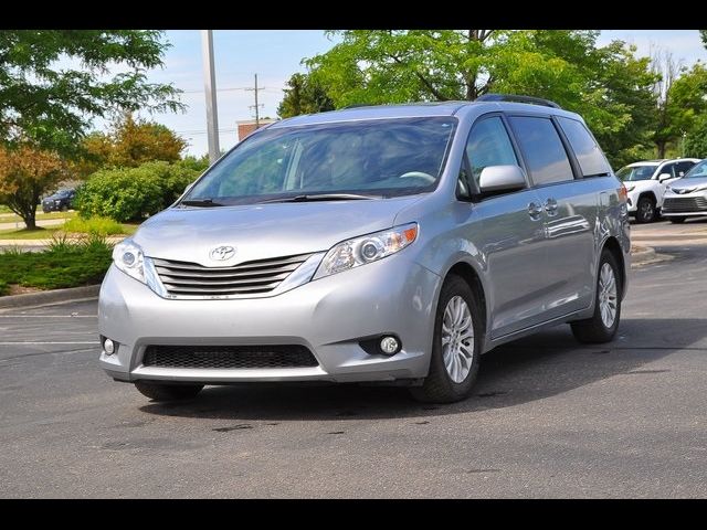 2014 Toyota Sienna XLE