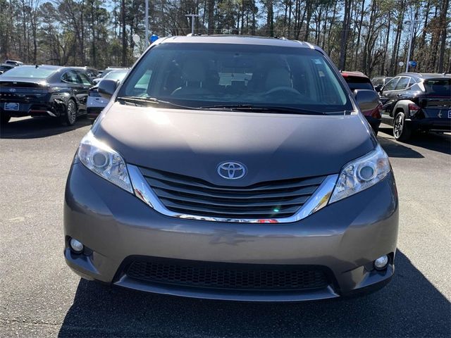 2014 Toyota Sienna XLE