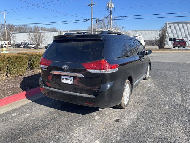 2014 Toyota Sienna 