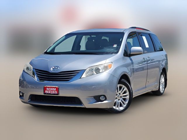 2014 Toyota Sienna XLE