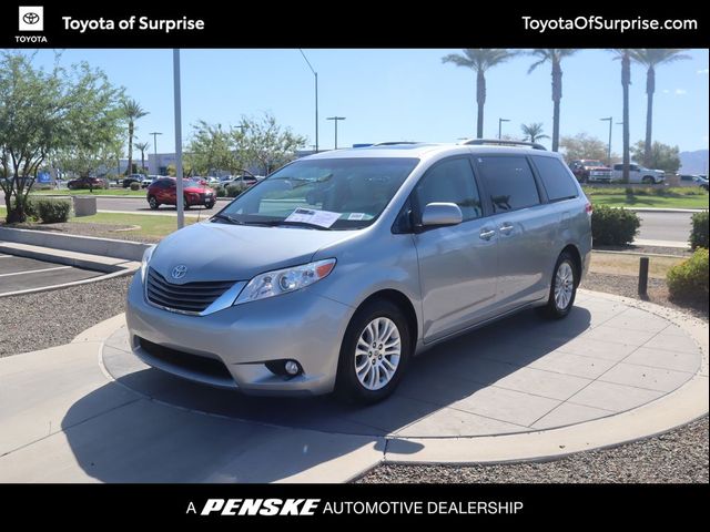 2014 Toyota Sienna XLE