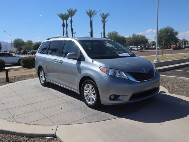 2014 Toyota Sienna 