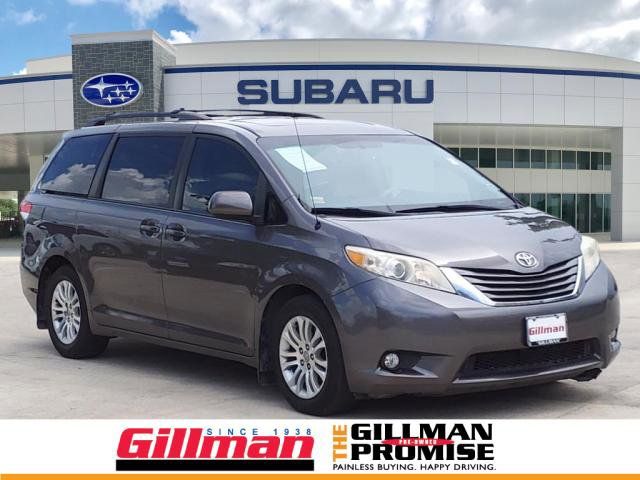 2014 Toyota Sienna XLE