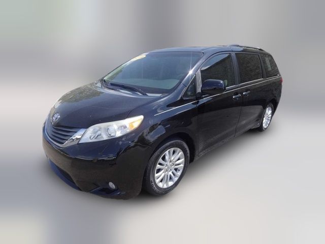 2014 Toyota Sienna 