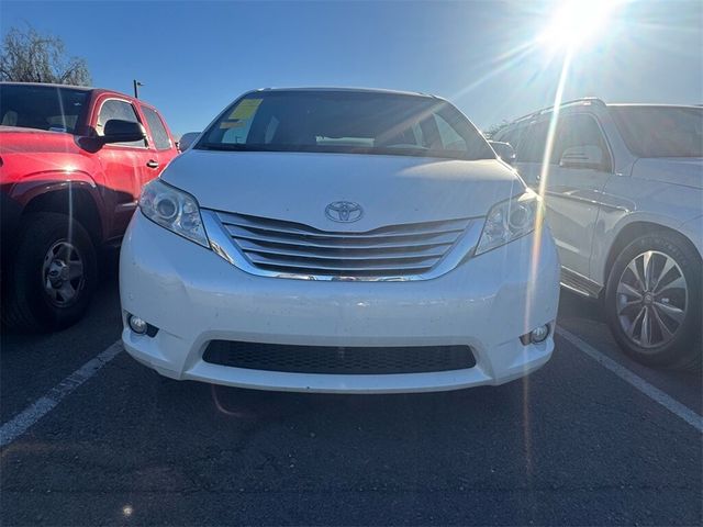 2014 Toyota Sienna 