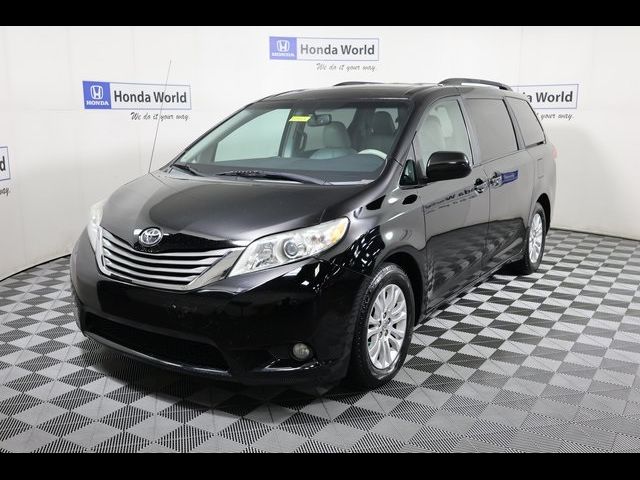 2014 Toyota Sienna XLE