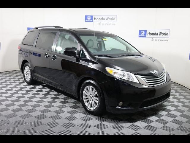 2014 Toyota Sienna XLE