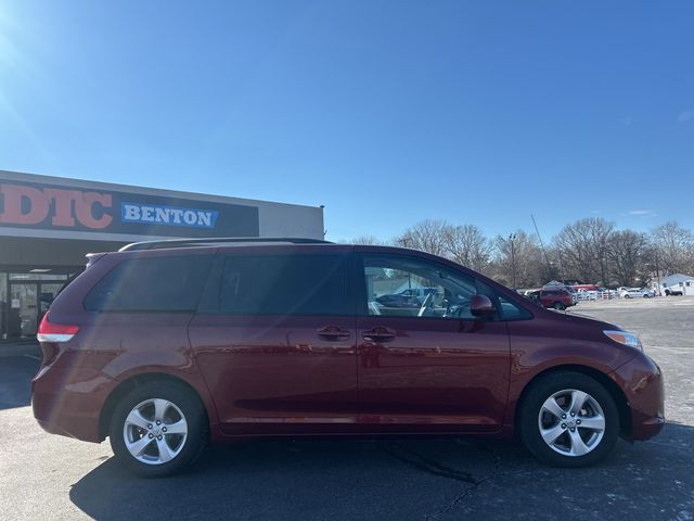 2014 Toyota Sienna 