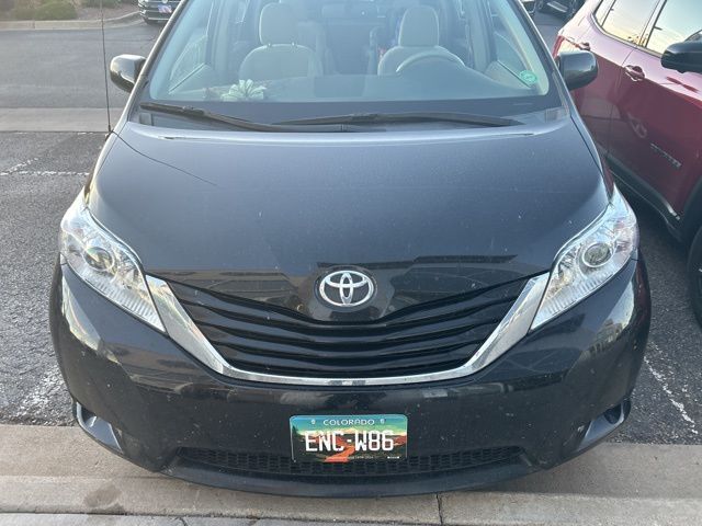 2014 Toyota Sienna 