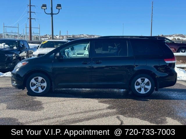 2014 Toyota Sienna 