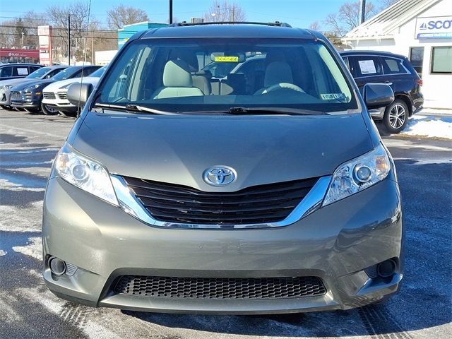 2014 Toyota Sienna 