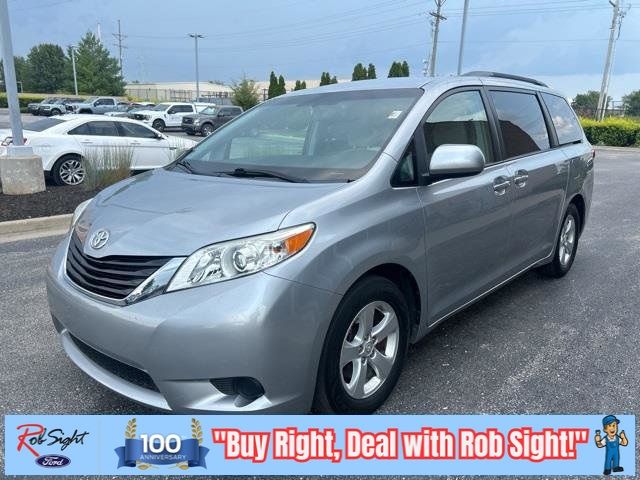 2014 Toyota Sienna LE