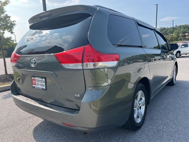 2014 Toyota Sienna LE