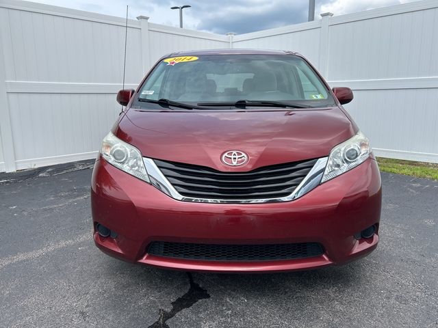 2014 Toyota Sienna 