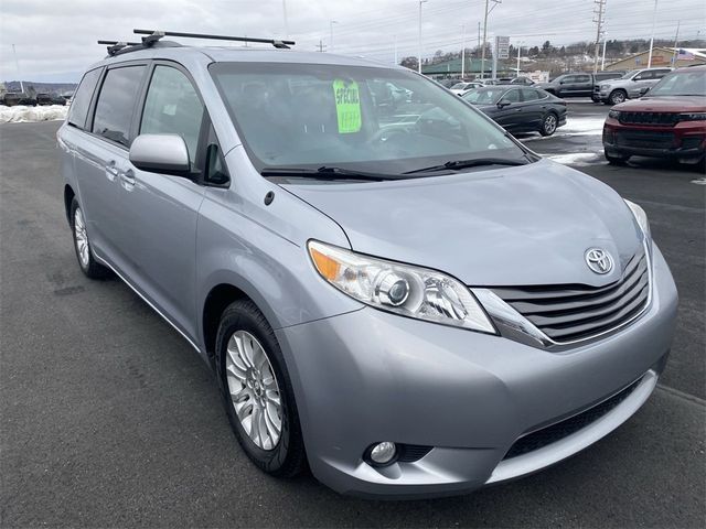 2014 Toyota Sienna 