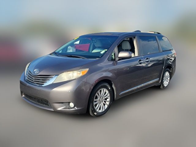 2014 Toyota Sienna 