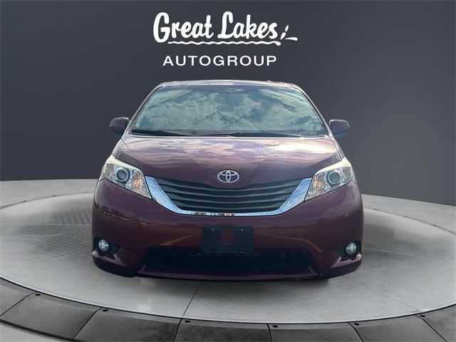 2014 Toyota Sienna 