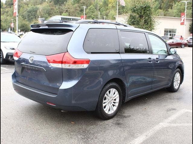 2014 Toyota Sienna 