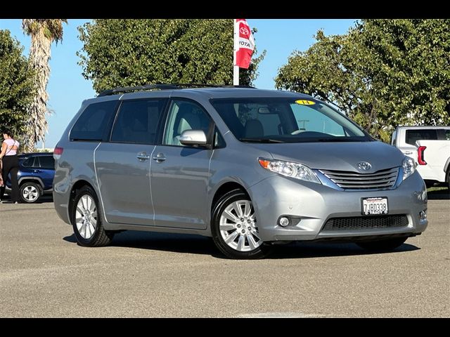 2014 Toyota Sienna 