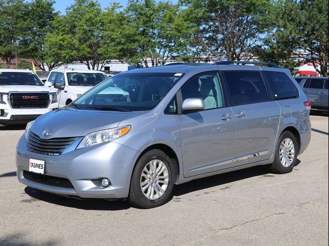 2014 Toyota Sienna 