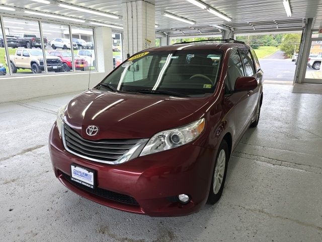 2014 Toyota Sienna 